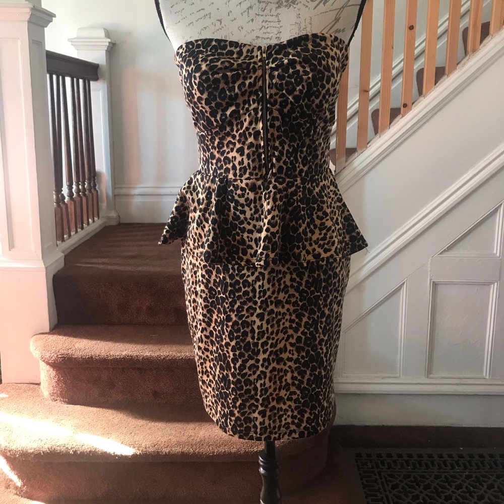 Animal print strapless dress L
